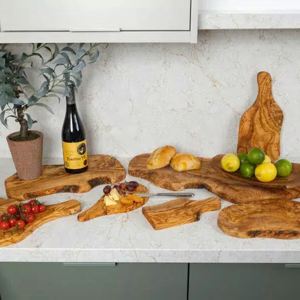 image 1 of Verano Spanish Ceramics Olive Wood Small Serving Board w/ Handle - 26x12cm Brown