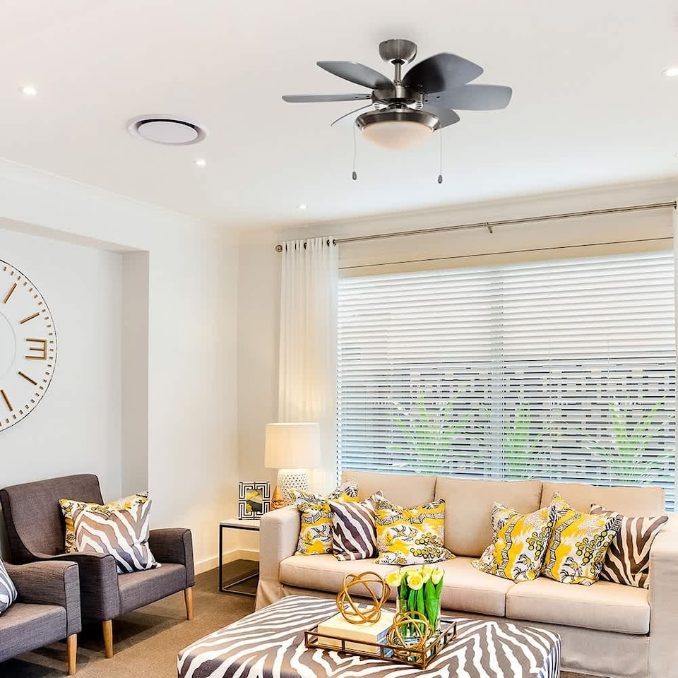 image 1 of ValueLights Spitfire 30 Inch Ceiling Fan with Remote Control