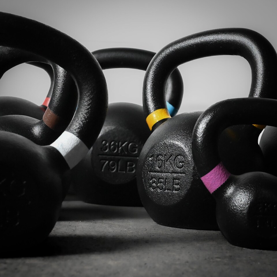 image 1 of GYM SETS Cast Iron Kettlebells- (4kg-6kg-8kg-12kg-16kg Kettlebell Set)