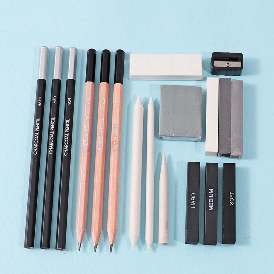 image 1 of Pack of 18 Sketch Drawing Set