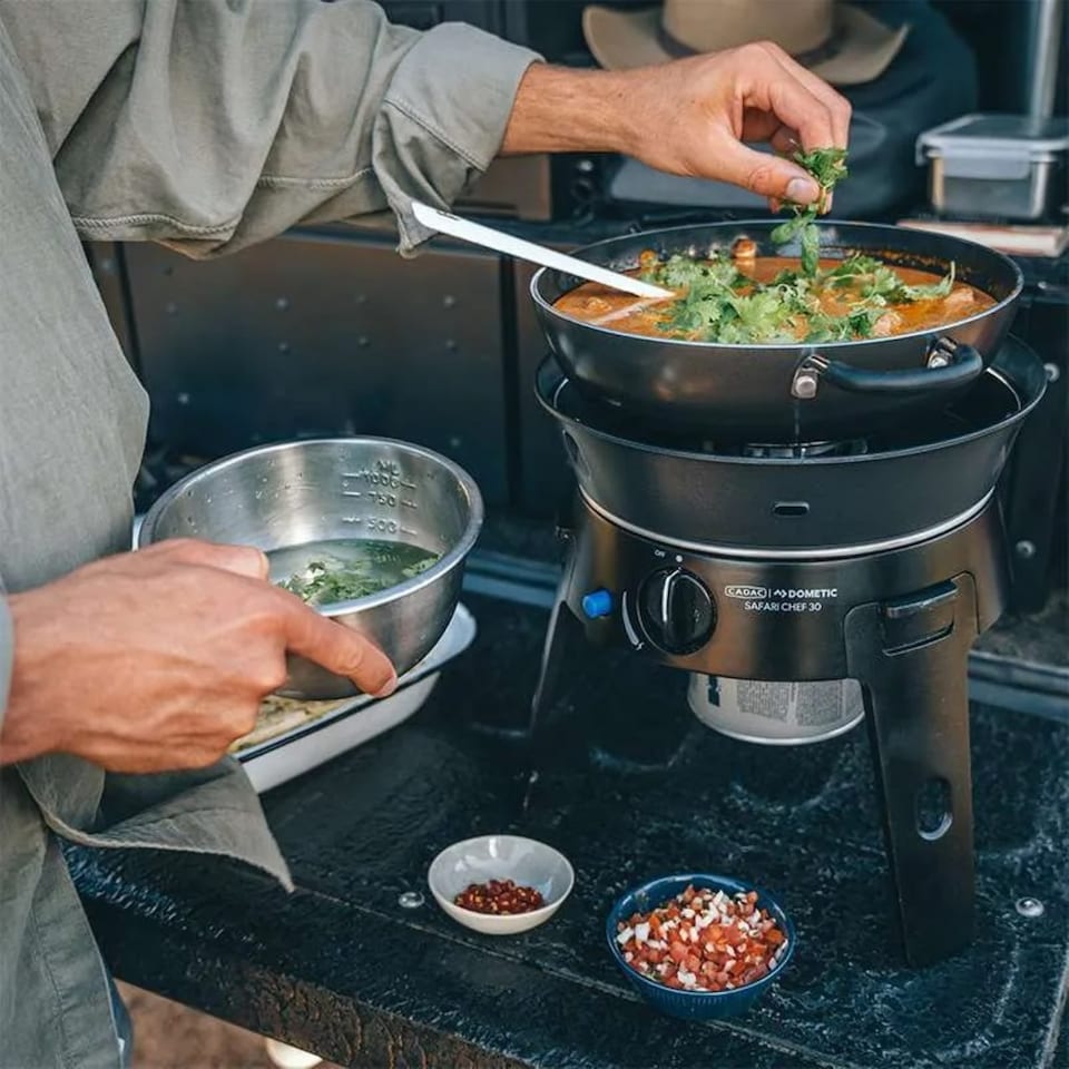 image 1 of CADAC Safari Chef 30 LP Deluxe QR Gas BBQ