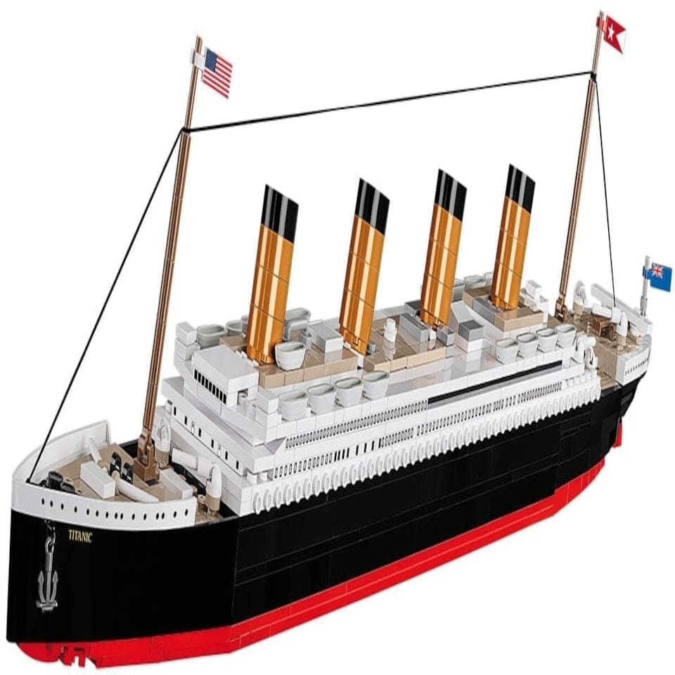 image 1 of RMS Titanic ship historic brick model - COBI 1929 - 722 bricks