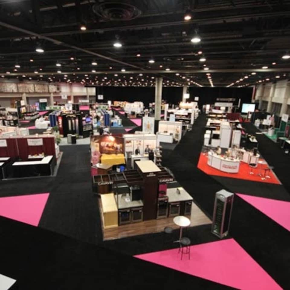 image 1 of 1 Metre Exhibition Quality Ribbed Heavy Duty Black Carpet Runner 1 Metre Wide