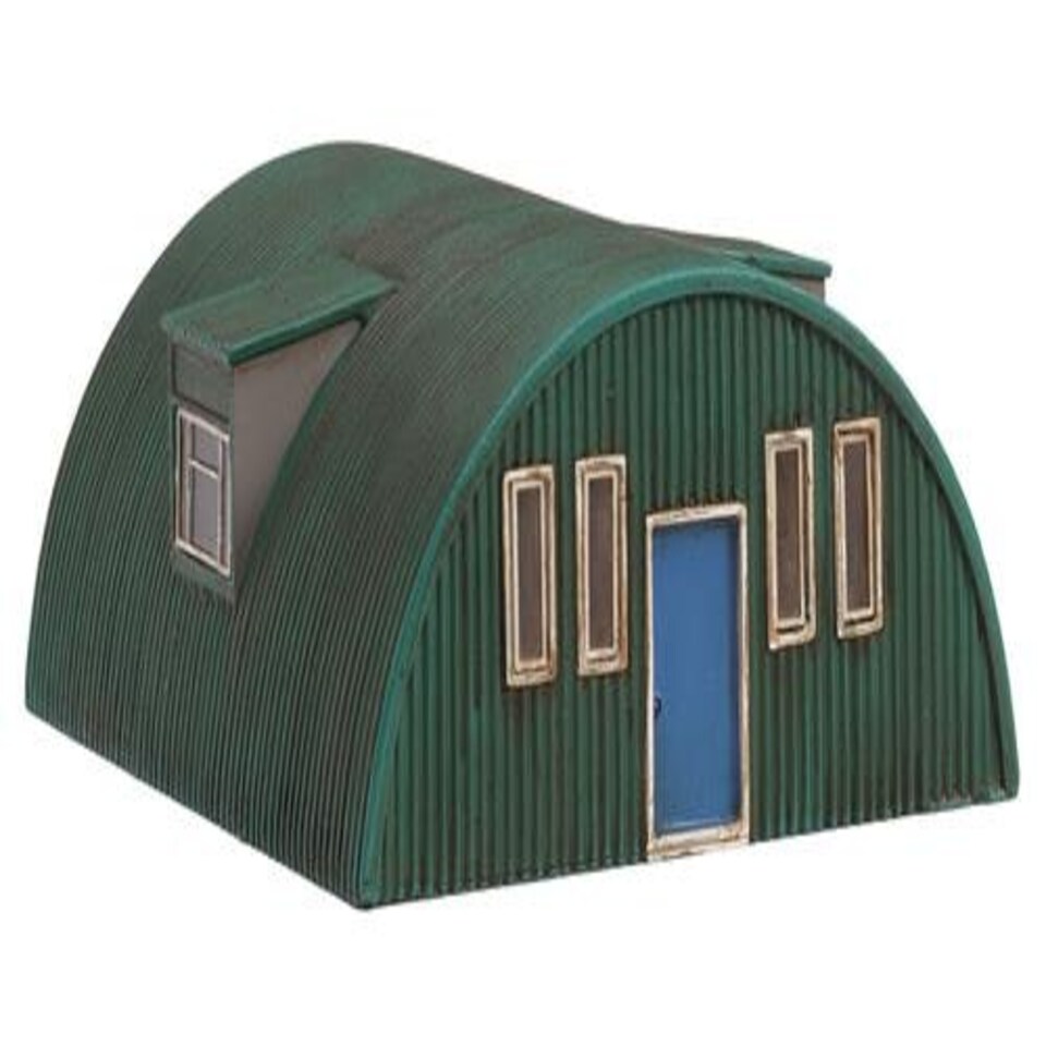 Hornby Skaledale Rural Corrugated Nissen Hut (Pre-Built)
