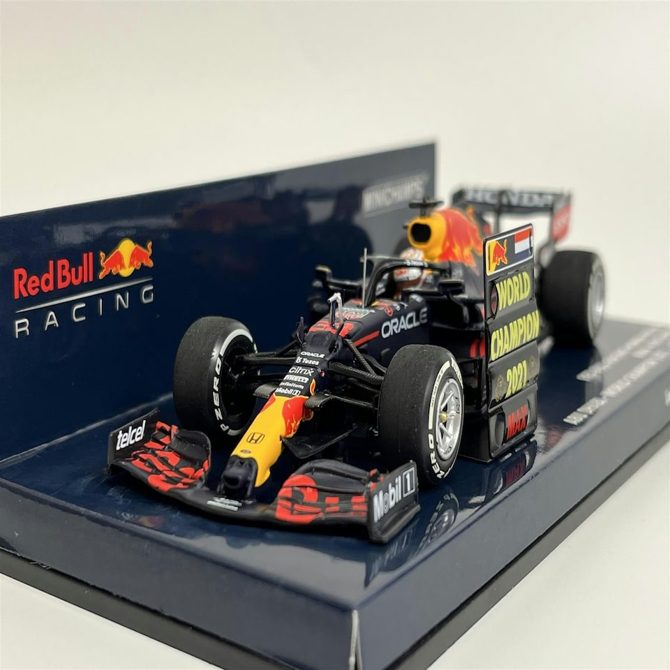 image 1 of Max Verstappen Red Bull Racing Honda RB16B Abu Dhabi World Champion 2021 1:43 Minichamps 410212333