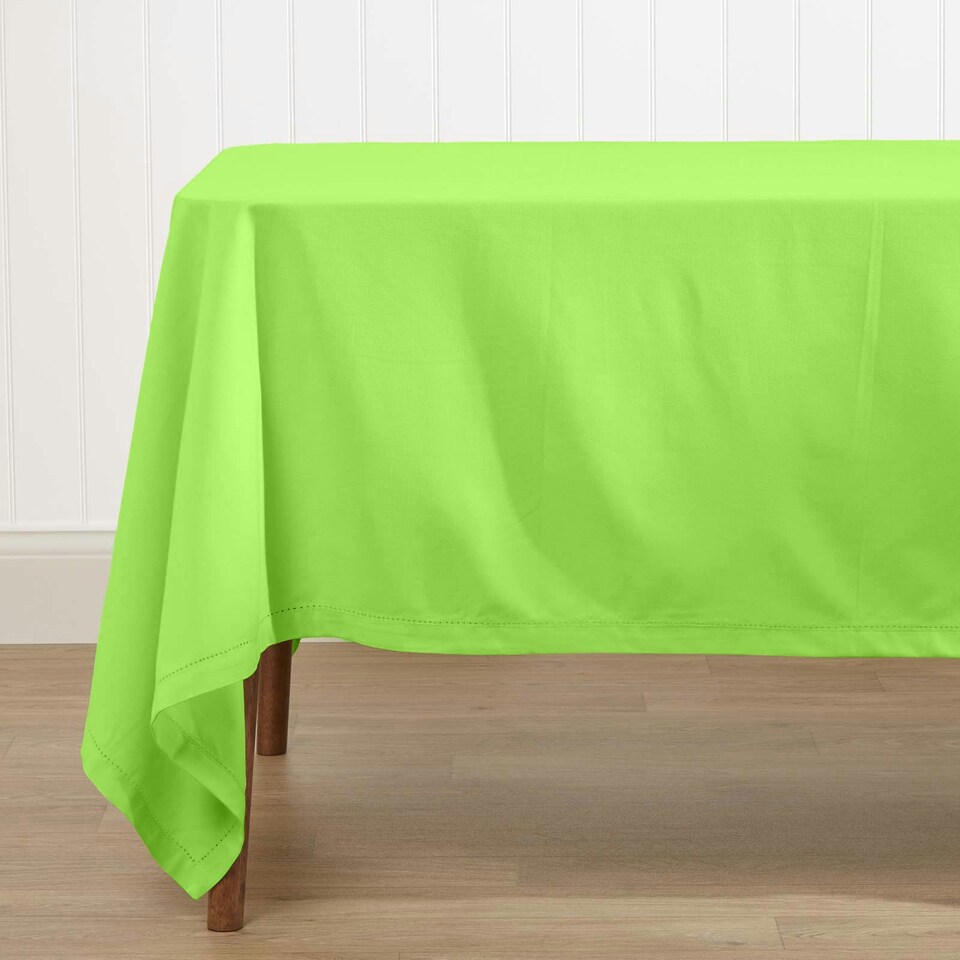 image 1 of Homescapes Lime Green Tablecloth - 178 x 300 cm Green