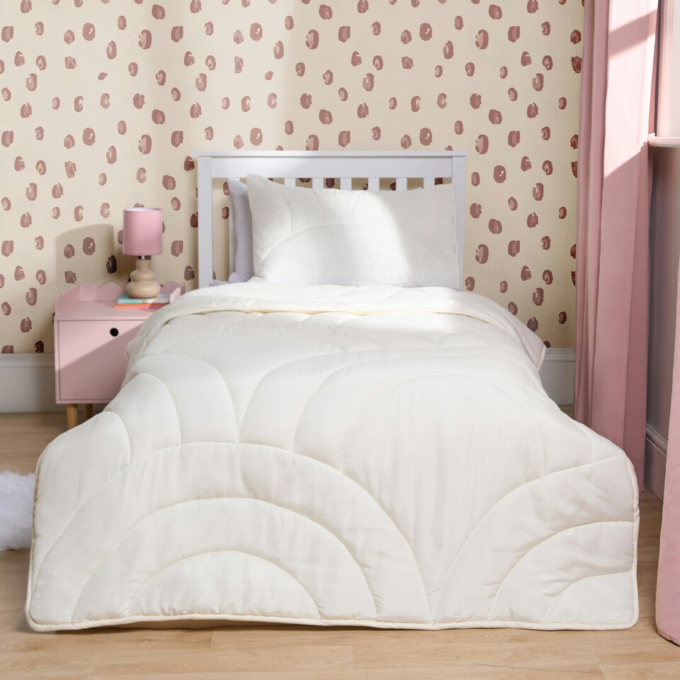 image 1 of OHS Quilted Embossed Patterned Soft Plump Coverless 7.5 Tog Washable Duvet Cover and Pillowcase Bedding Set Black | Gaming | Single