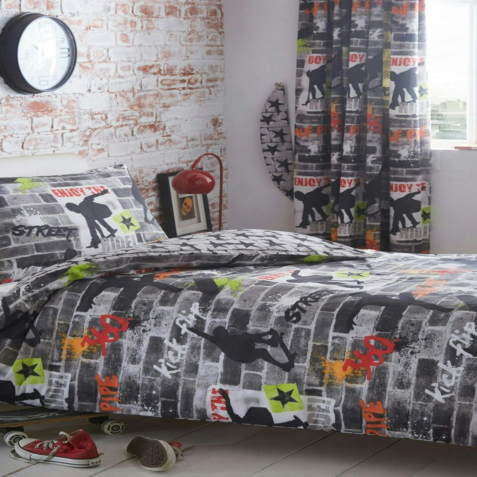 image 1 of Tricks Duvet Cover Set - Double - Multi