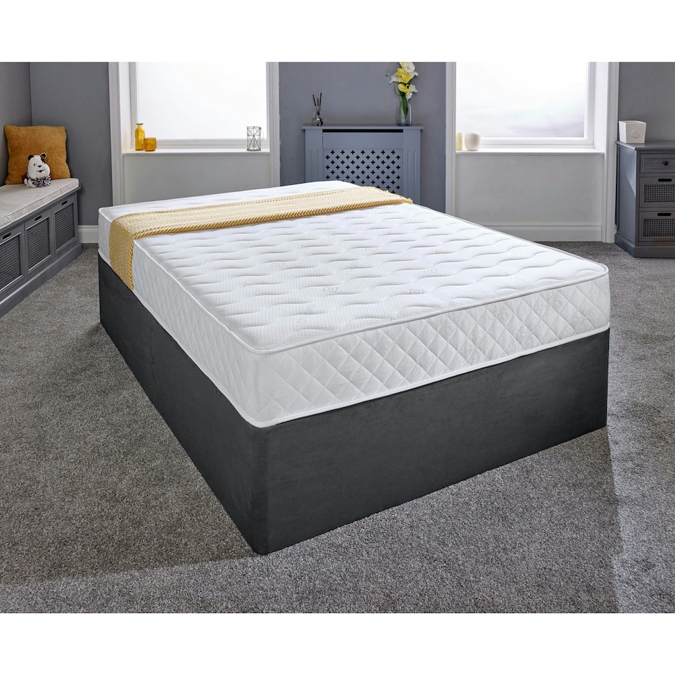 image 1 of Diamond Wave Innerspring Mattress - 9" Deep, Medium Comfort | White | King
