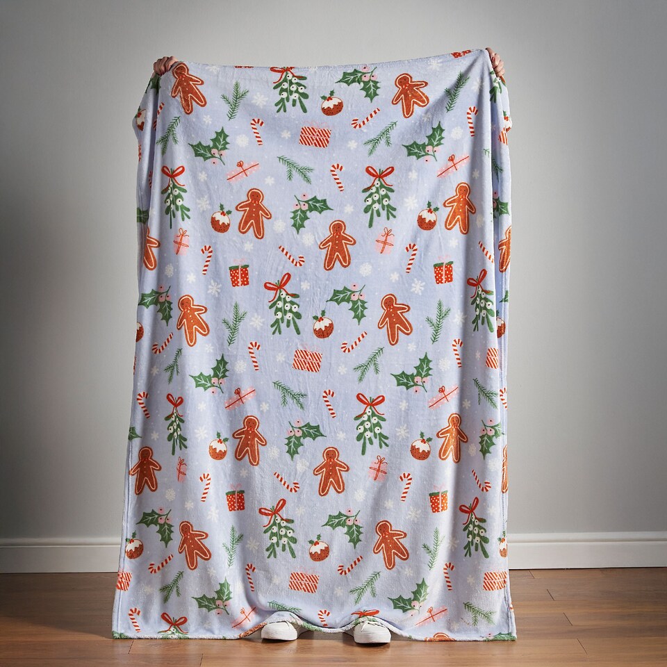 image 1 of Catherine Lansfield Christmas Gingerbread Cosy Fleece Blanket Throw