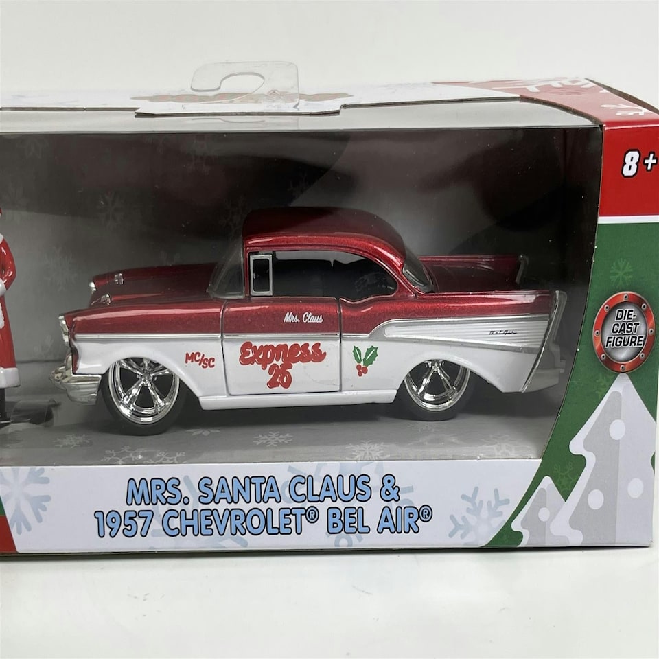 image 1 of Mrs Santa Claus and Chevrolet Bel Air 1:32 Scale Jada 253253008