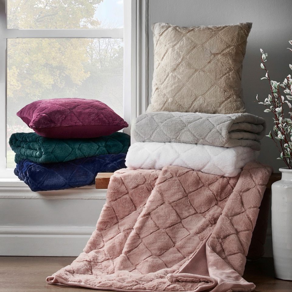 image 1 of Catherine Lansfield Cosy Diamond Faux Fur Soft Blanket Throw | Blue | Navy Blue