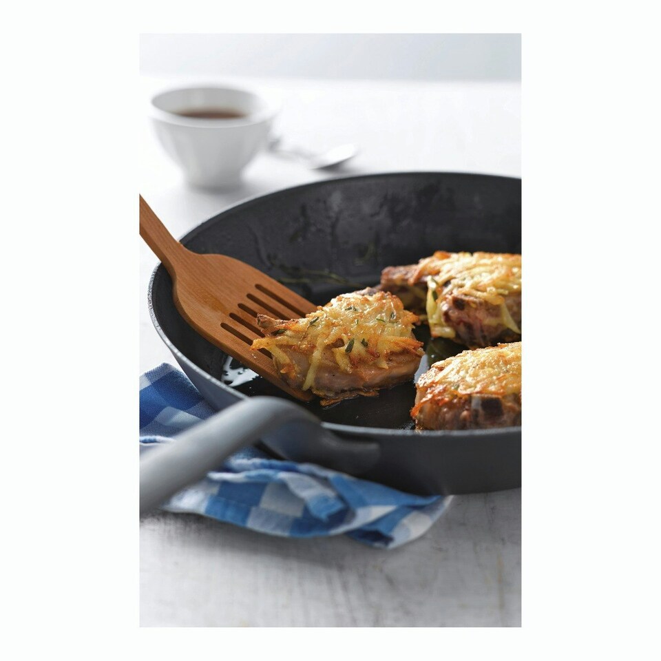 image 1 of Black Star Iron Rosti Frying Pan 19cm & Coaster