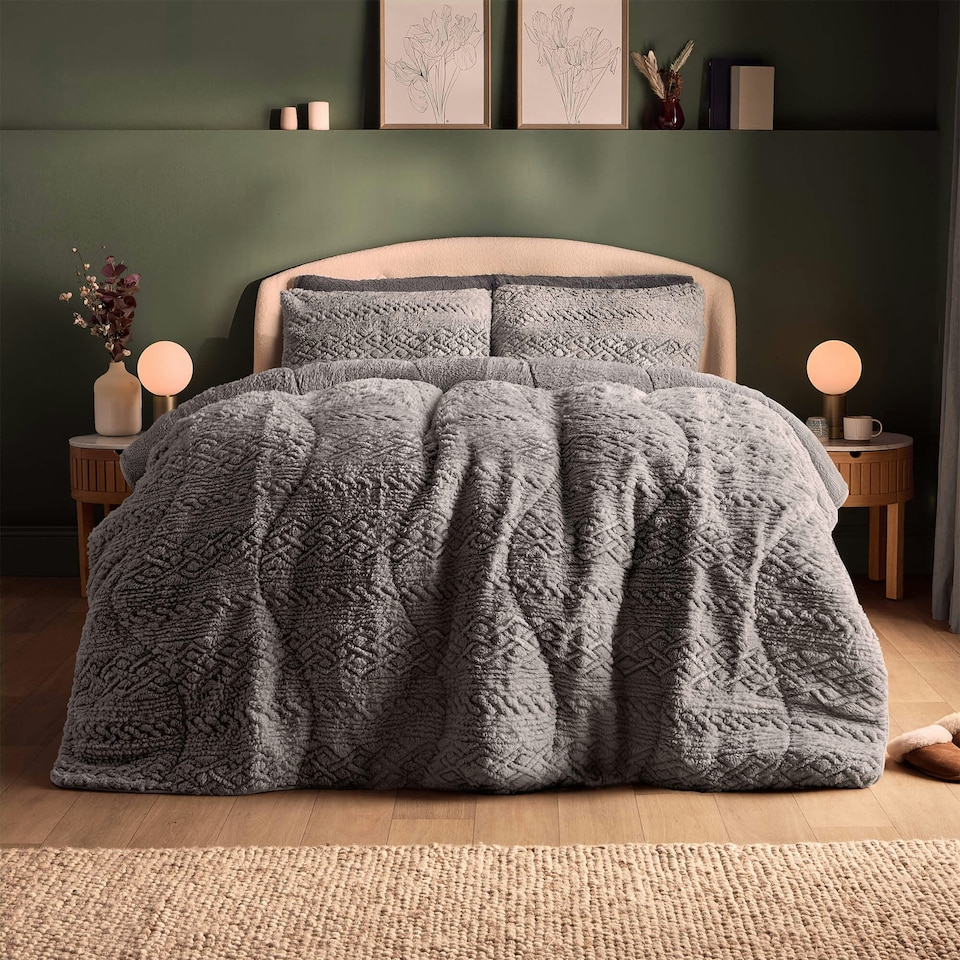 image 1 of Silentnight 10.5 Tog Teddy Fleece Coverless Duvet and Pillowcase Set Grey | Grey | Super King