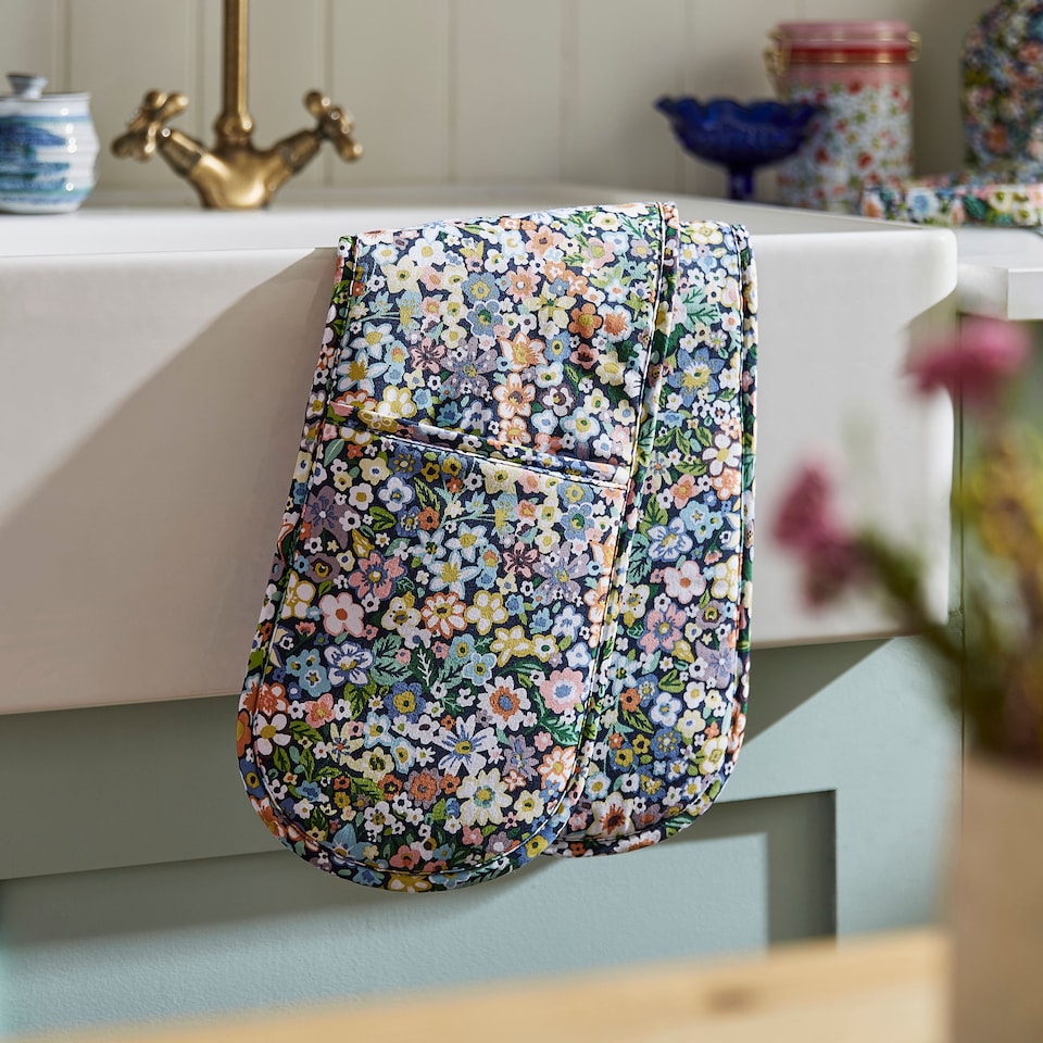 image 1 of Ulster Weavers Confetti Floral Double Oven Glove Multi