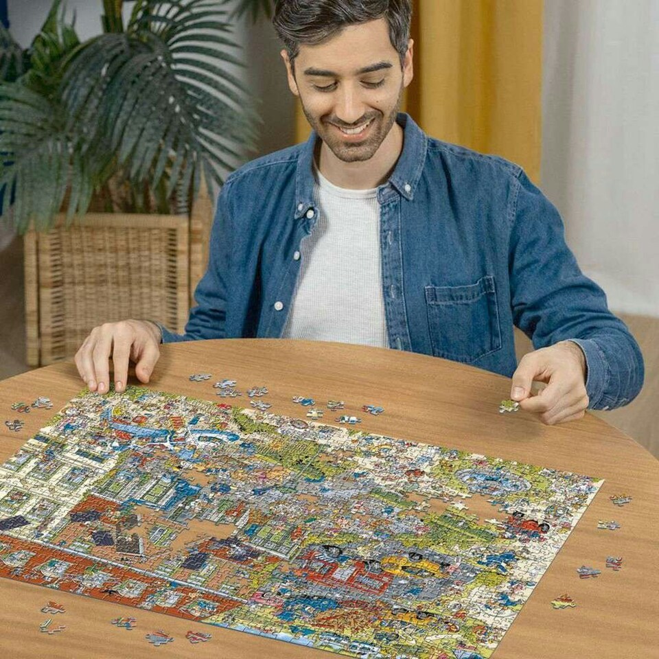image 1 of Ravensburger Ray’s Comic Series The Hotel 1000 Piece Jigsaw Puzzle