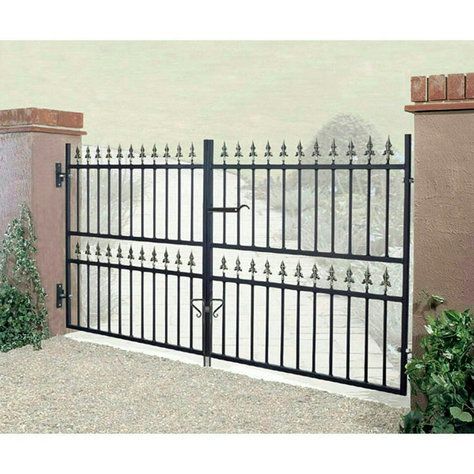 image 1 of Corfe Premium Range Spear Top Low Double Gate - Steel - Fits Gap of 2743 mm x 1168 mm High - Electro Galv./Black Powder Coated Black