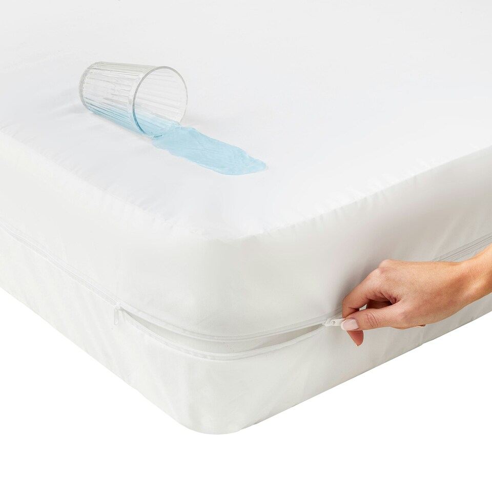 image 1 of Silentnight Waterproof Complete Mattress Encasement Protector White | King