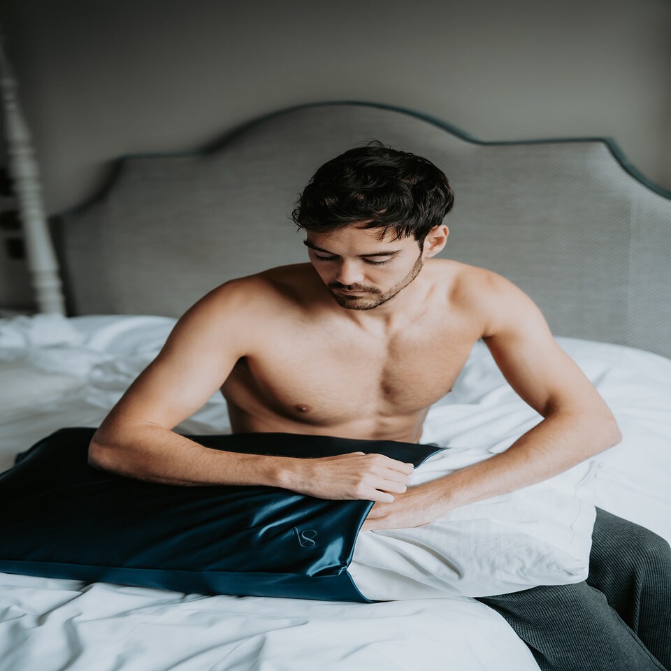 image 1 of Silk Addict 100% Mulberry Silk Pillowcase Twinpack – Navy | Blue | 2