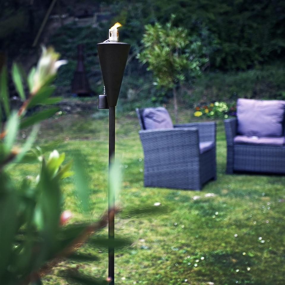 image 1 of Harbour Housewares Metal Garden Torches - Cone - Black - Pack of 12