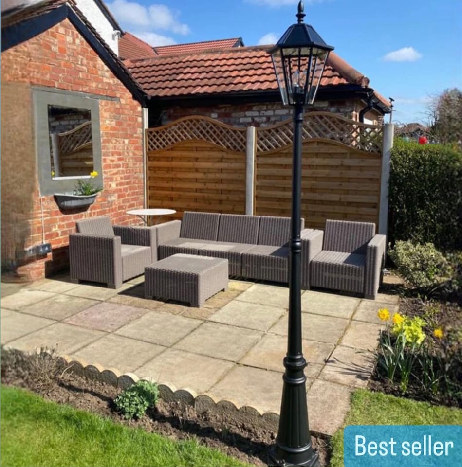 image 1 of CGC LONDON 2.3 Metre Extra-Tall Black Victorian Solar LED Post Light | Black | Black | Height: 227 cm, Width: 26.1 cm, Depth: 31 cm