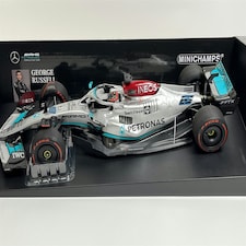 George Russell #63 Mercedes AMG F1 Team Spanish GP 2022 1:18 Minichamps 110220063