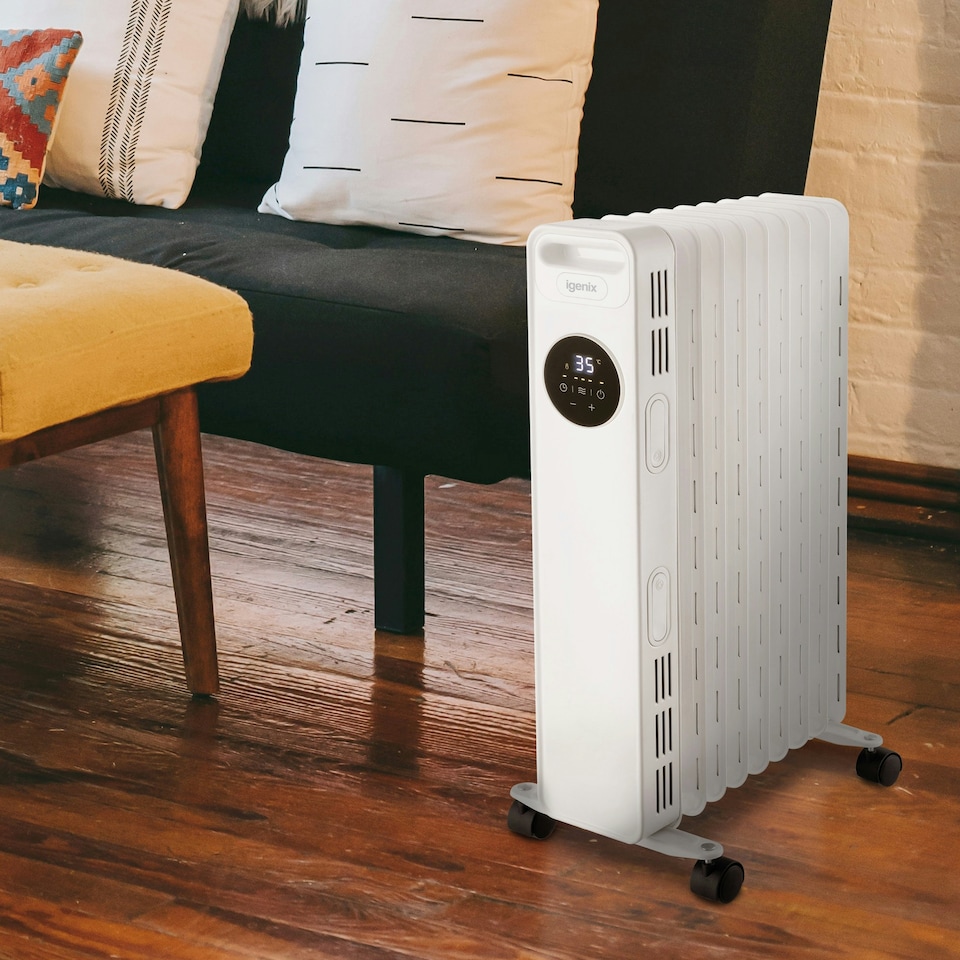 image 1 of Igenix IG2621, Digital Oil Filled Radiator Heater, 2kW/2000 W, Safety Cut Off