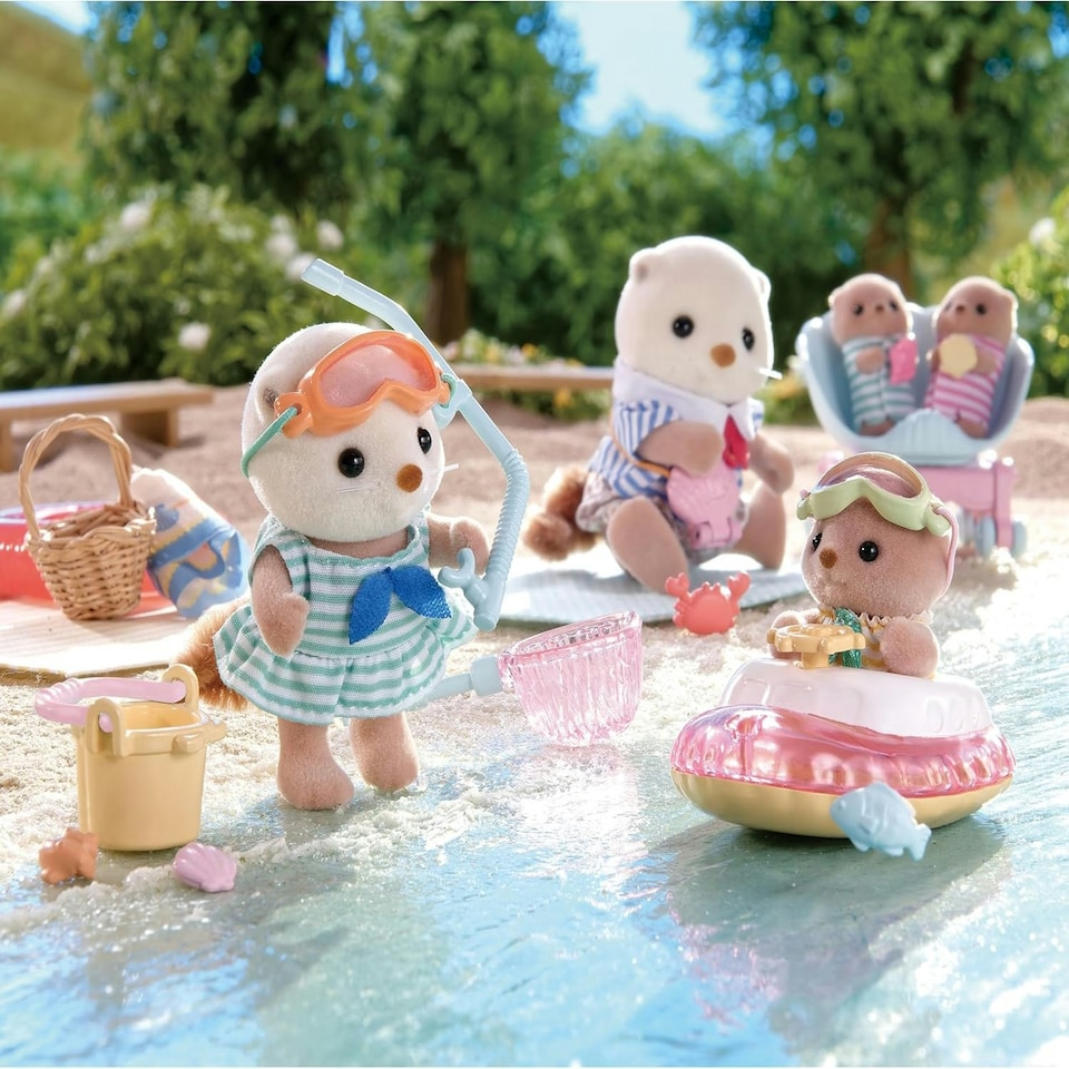 image 1 of Sylvanian Families - Sea Otter Sisters-Splashy Snorkel Set
