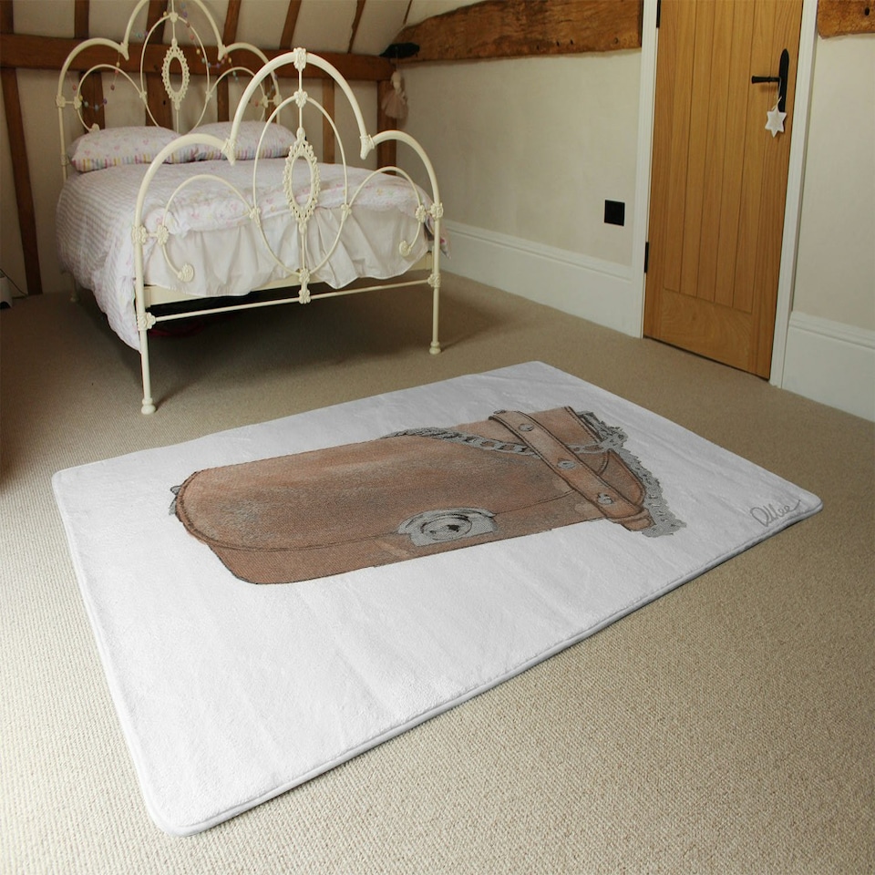 image 1 of Hand Bag (Rug) Cream | Medium: 80x150cm
