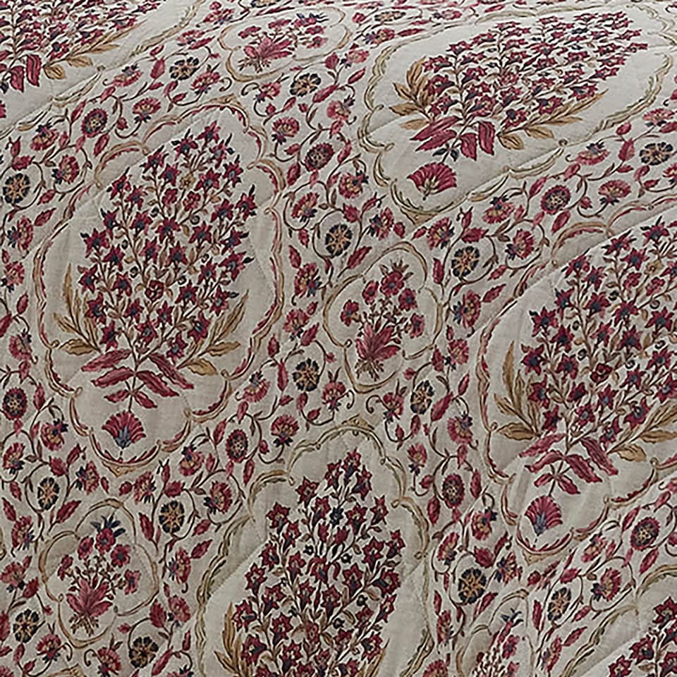 image 1 of D & D Ashmead Bedspread Berry