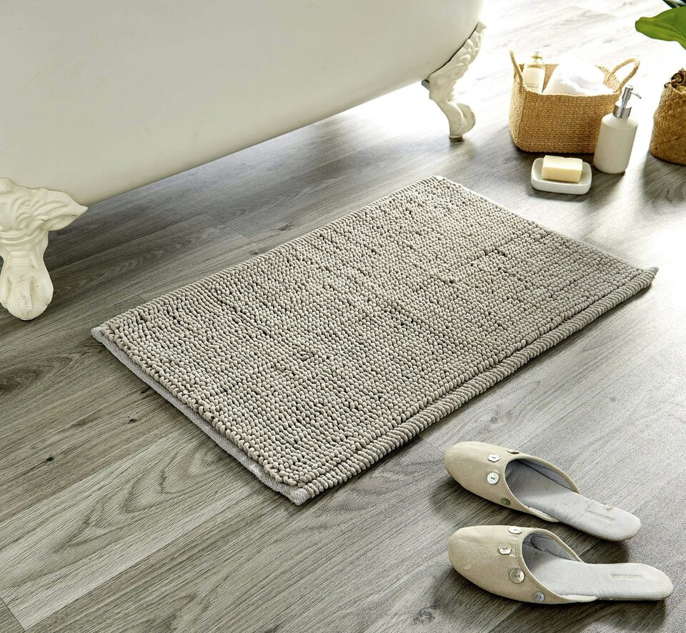 Pebbles Bath Mat Set in Silver | Silver | Silver
