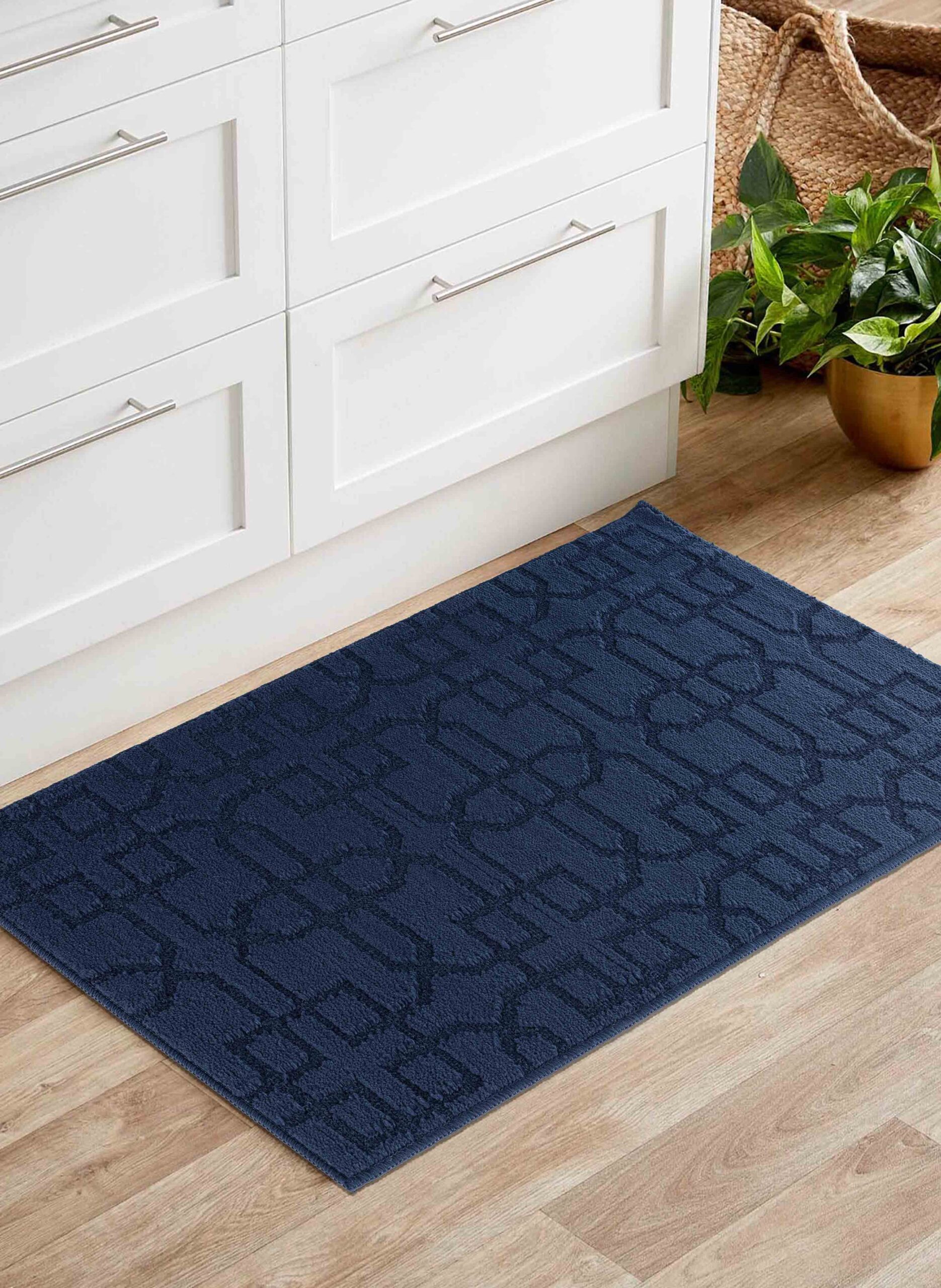 Desire Rugs Ivy Anti-Slip Cubed Trellis Design Doormat - Machine Washable for Easy Care in Navy | Size: 50 cm x 80 cm