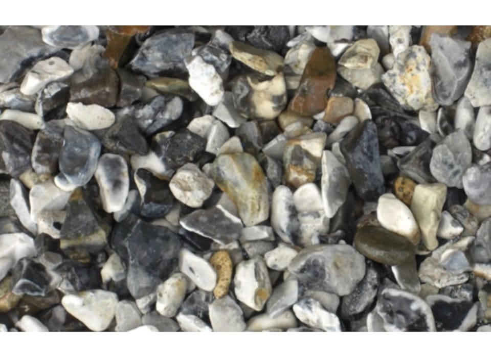 image 1 of Moonstone Aggregate Bulk Bag - 850 kg - L100 x W100 x H80 cm