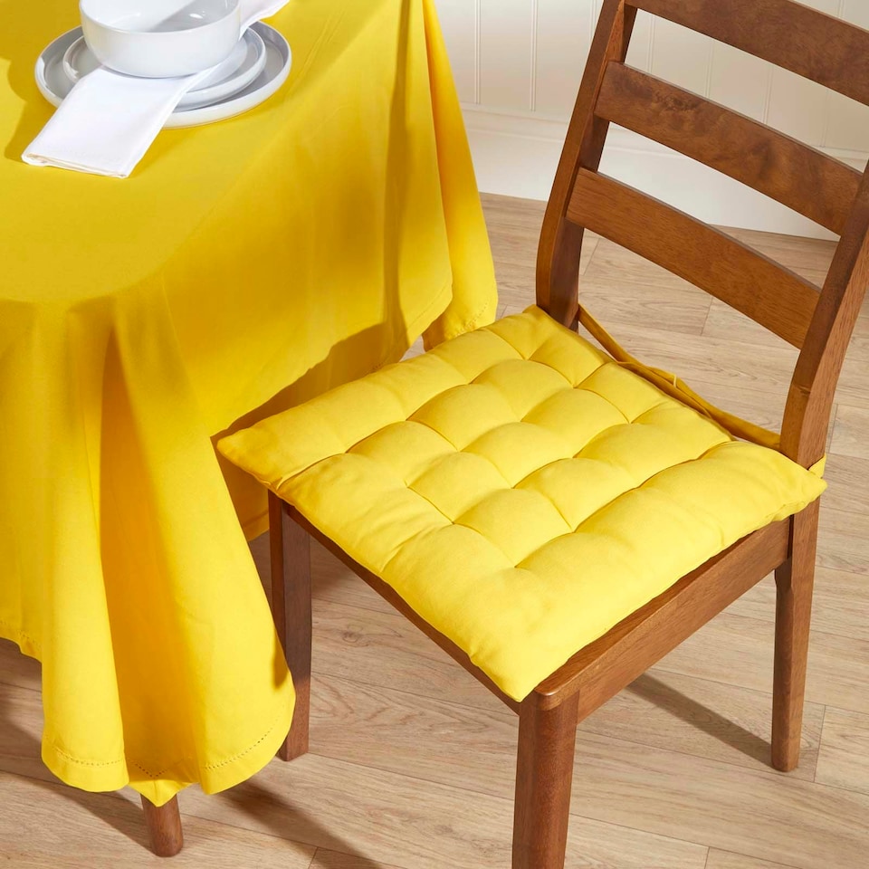 image 1 of Homescapes Yellow Tablecloth - 178 x 300 cm Yellow
