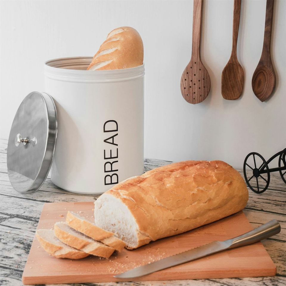 image 1 of Harbour Housewares White Round Metal Kitchen Bread Bin Kitchen Caddy Kitchen Storage Containers Tin Canister