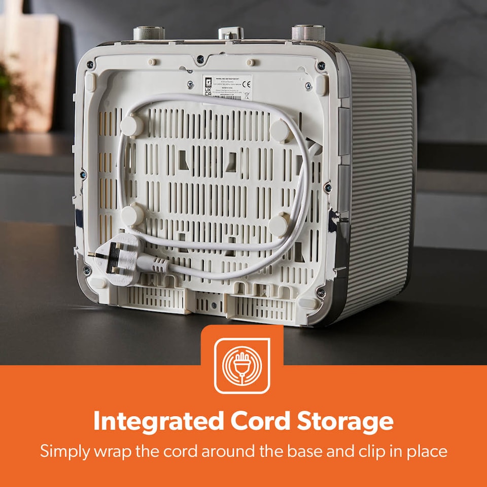 image 1 of GEEPAS 4 Slice Toaster | 1860W White