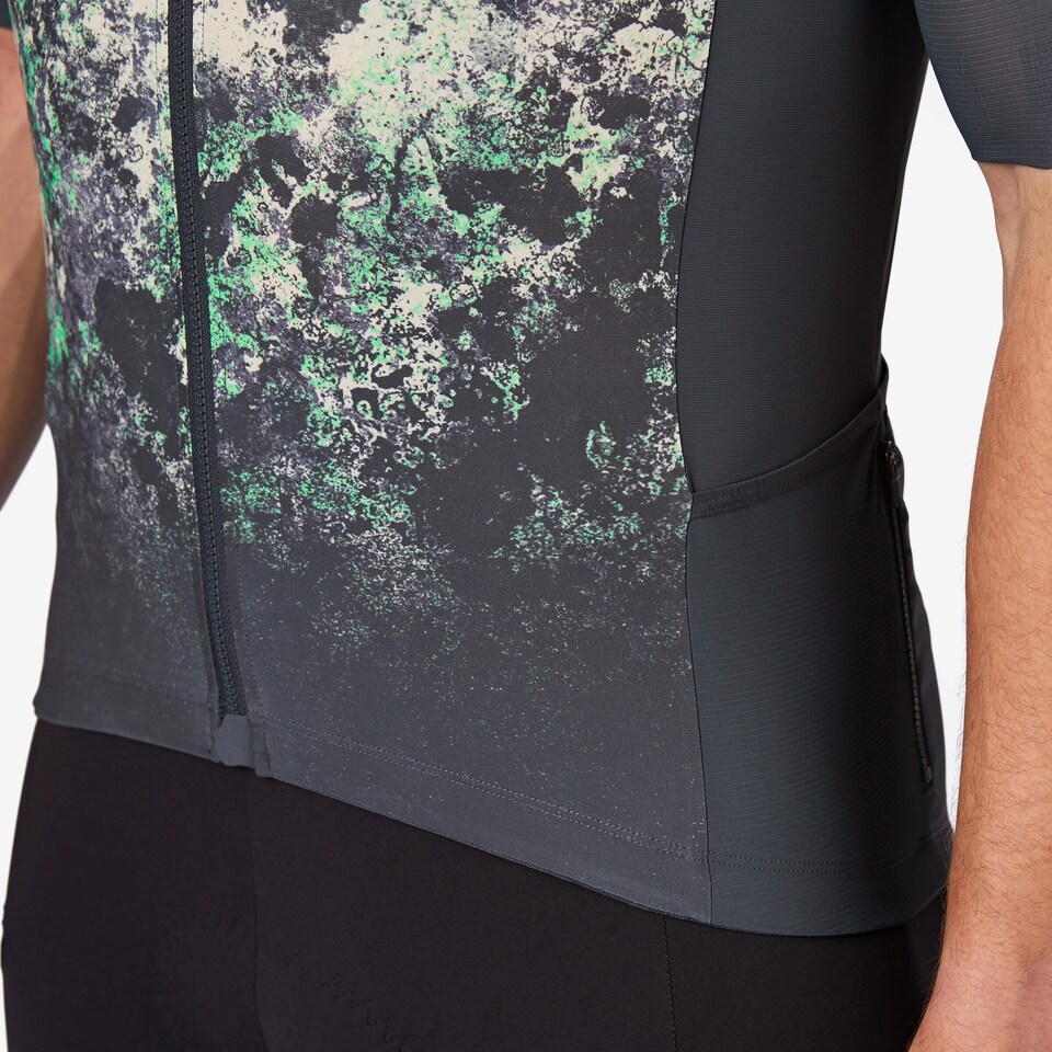 image 1 of Decathlon Unisex short-sleeved road cycling jersey for long distance, EDR ULTRA