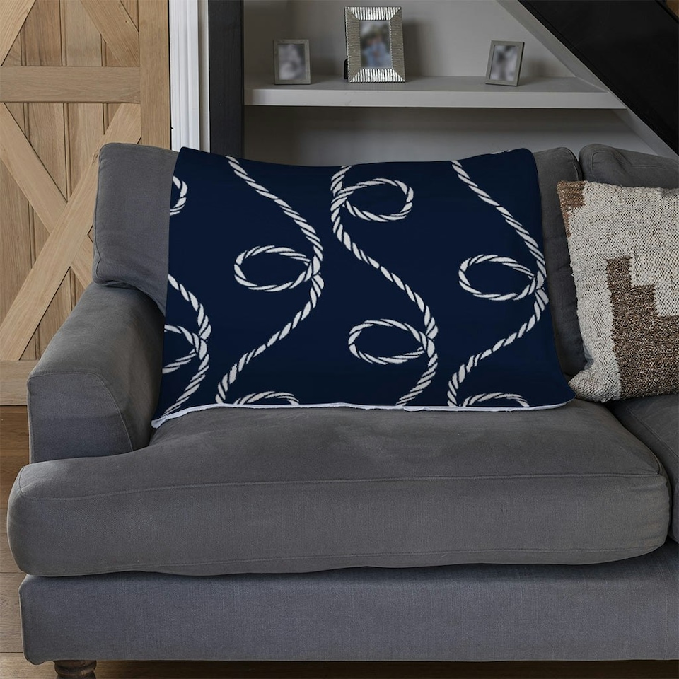image 1 of Swirled Rope (Blanket)