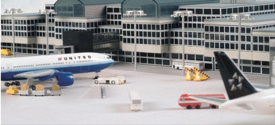 image 1 of Herpa Wings Scenix Airport Building Set (1:500)