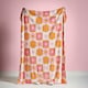 image 3 of Catherine Lansfield Retro Daisy Cosy Fleece 130x170cm Blanket Throw Pink