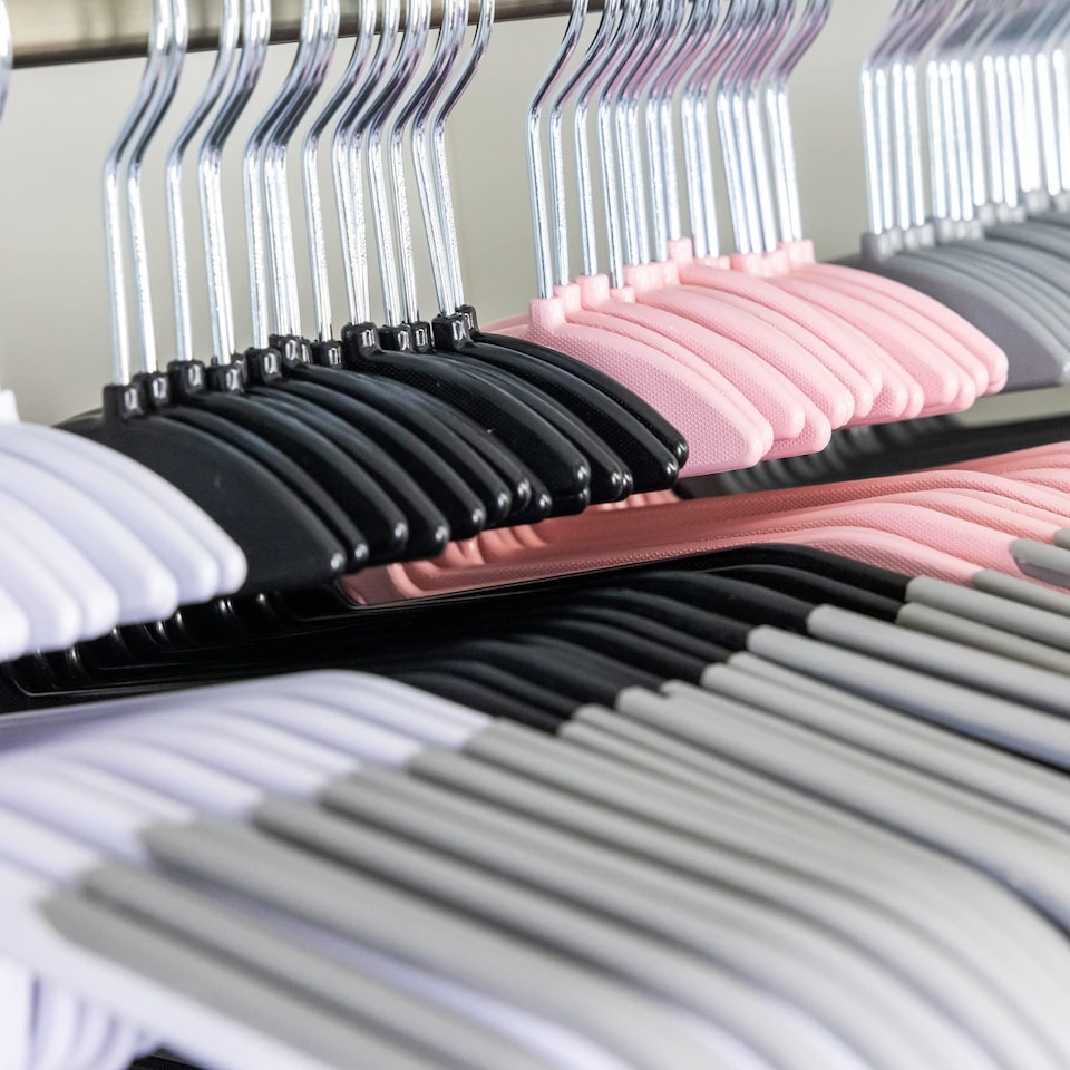 image 1 of Keplin Non-Slip Hangers, Durable, Slimline Design for Space Saving with 360 Degree Swivel