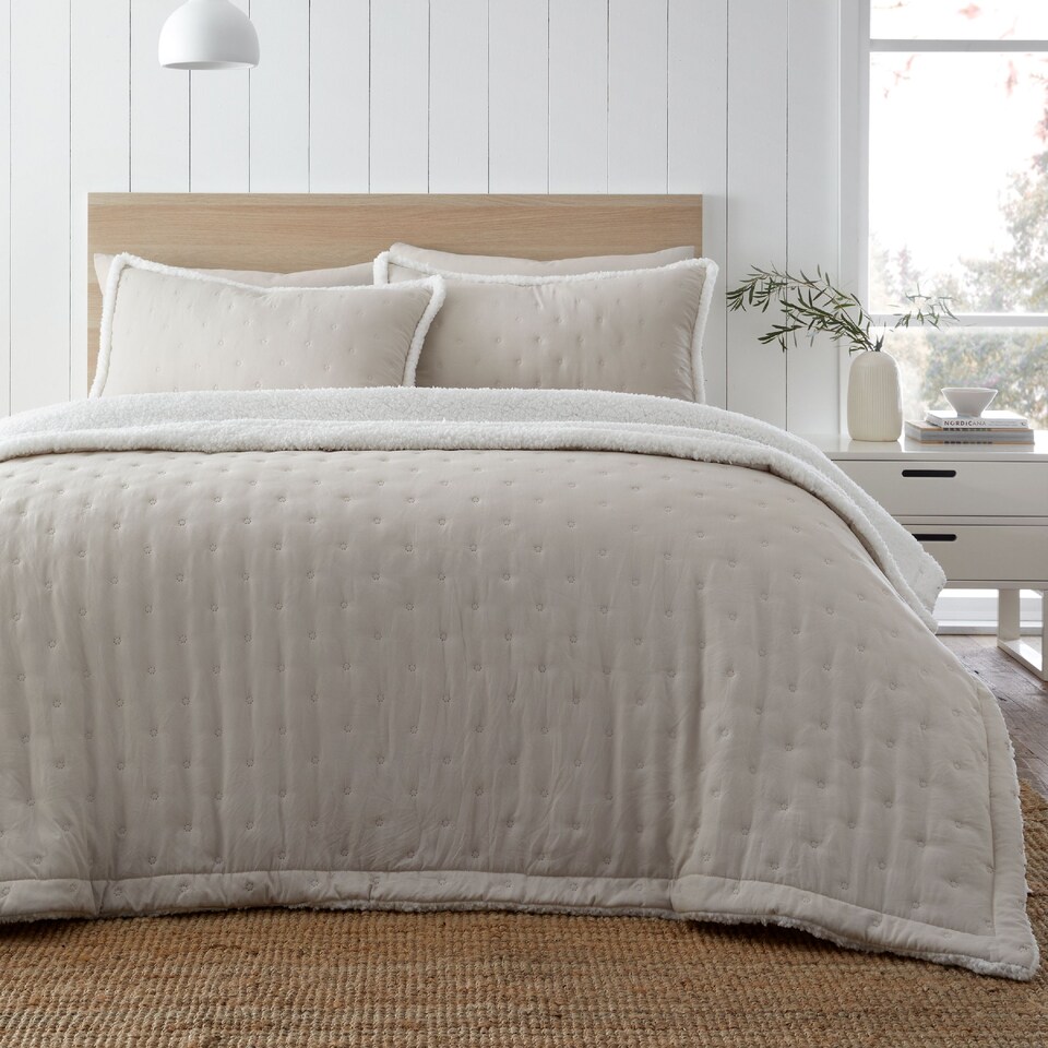 image 1 of Catherine Lansfield Cosy Nori Soft Sherpa Bedspread | Cream | One Size
