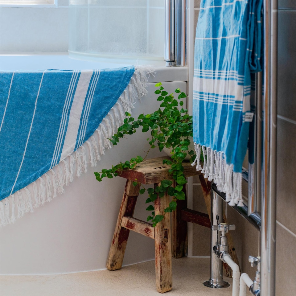 image 1 of Nicola Spring Turkish Cotton Bath Towel - 170 x 90cm - Light Blue | Blue | Blue
