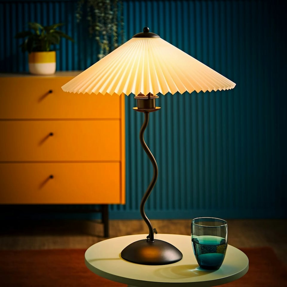 image 1 of ValueLights Wiggle Matte Black Table Lamp with Cream Tapered Shade | Black | White