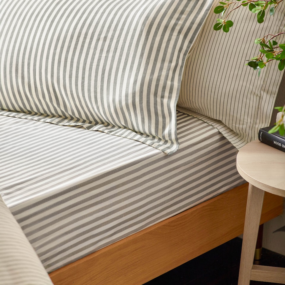 Yard Hebden Striped 100% Cotton Fitted Sheet