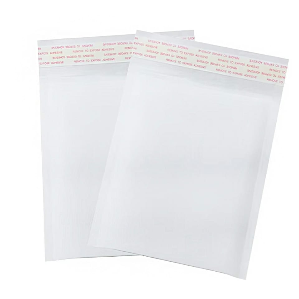 image 1 of 500 x Size 7 (240x320mm) White A4 Padded Bubble Lined Postal Mailing Envelopes White | One Size
