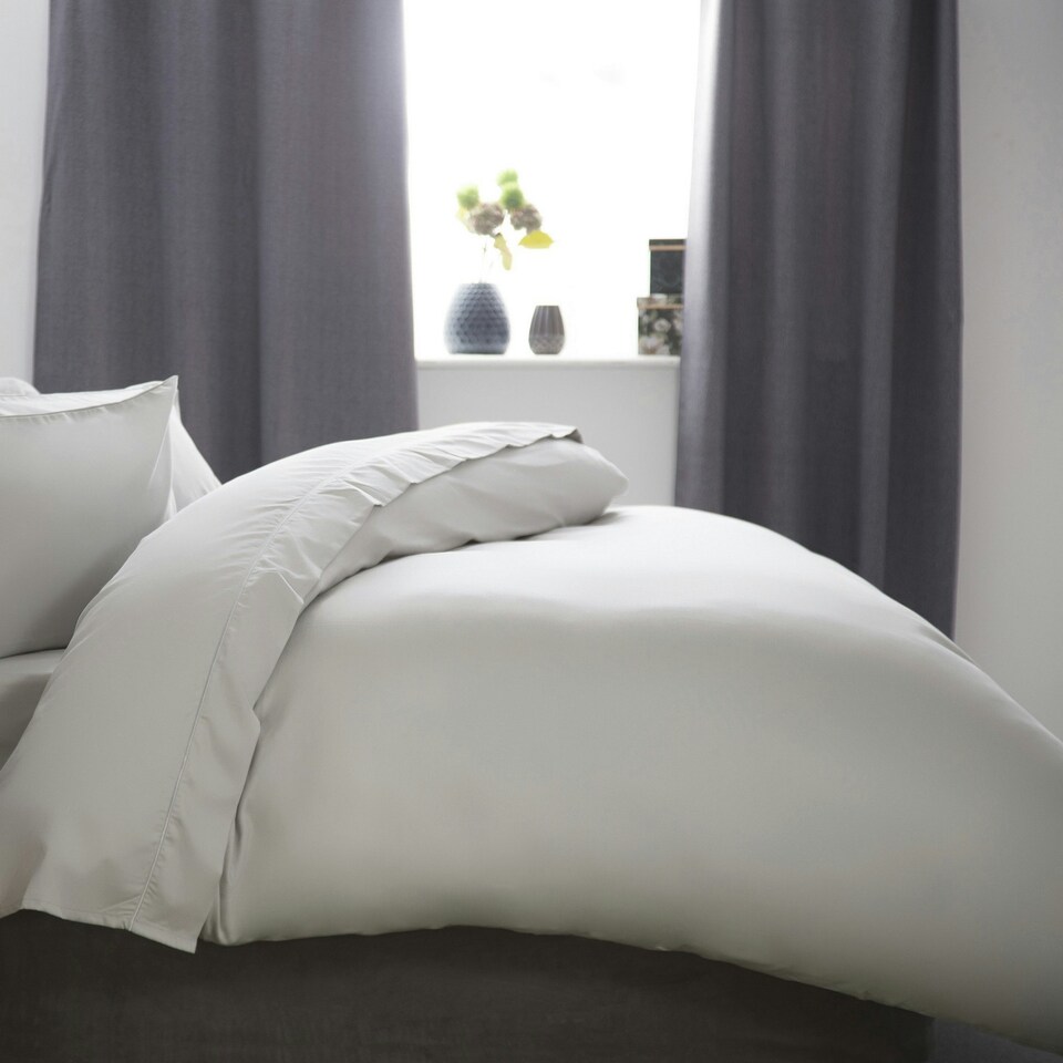 Belledorm Cotton Sateen 1000 Thread Count Duvet Cover - Platinum - Kingsize