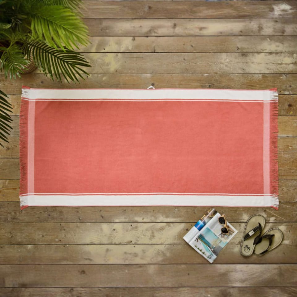Lyndon Shoreline Stripe Beach Towel Pink