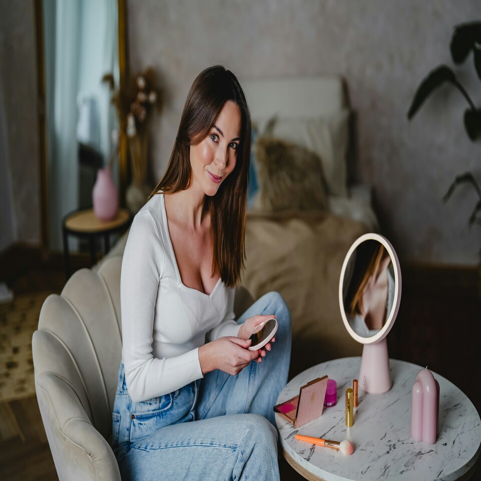 image 1 of Beautifly Smart Moon BT Speaker Digital Makeup Mirror Silver
