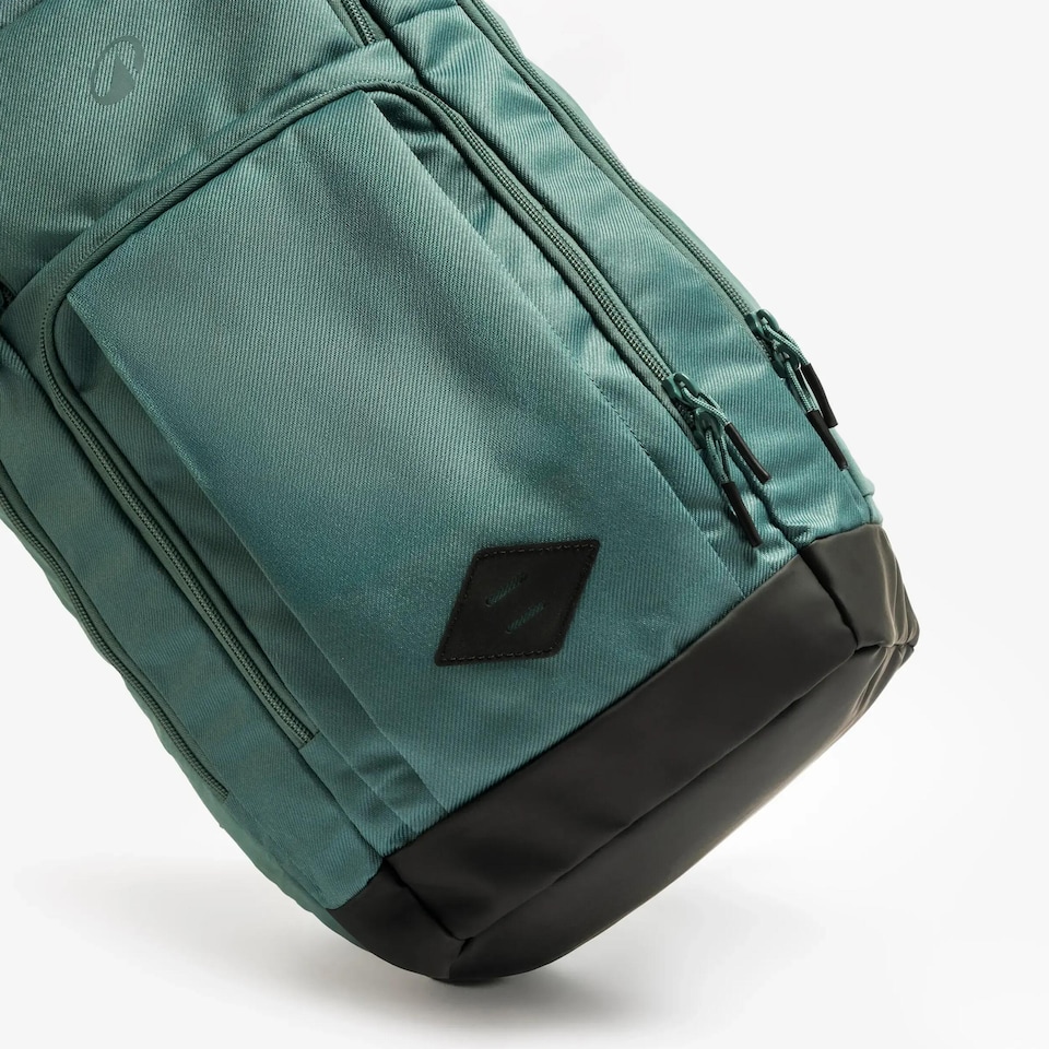image 1 of Decathlon 32 L Laptop backpack, Escape 500